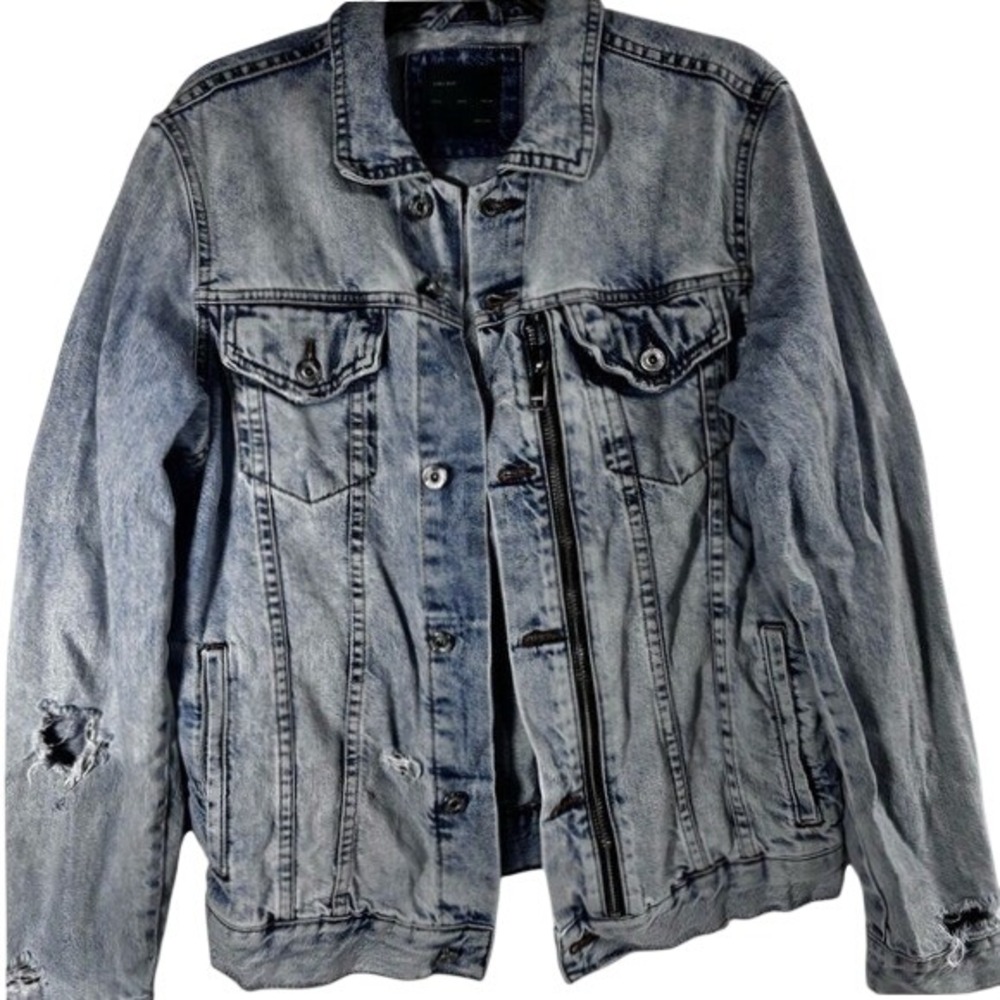 Zara Men's Light Blue Distressed Denim Jacket Size Medium